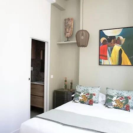 Souvenir Apartment