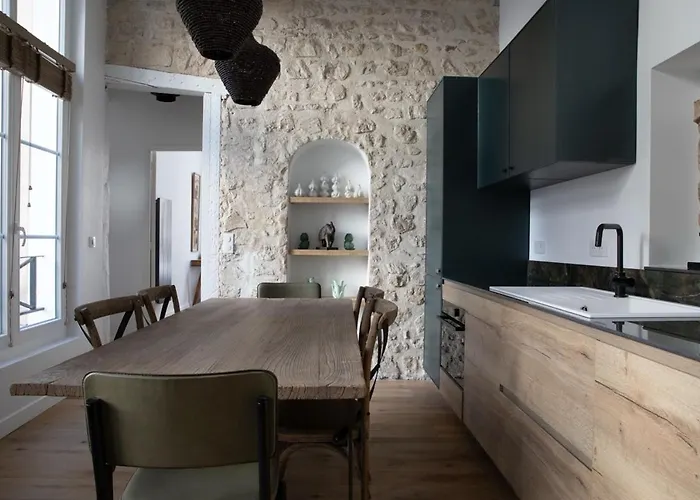 Apartment Souvenir Paris